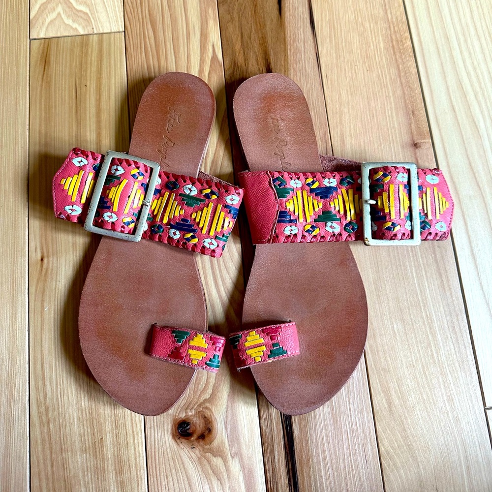 Free People Leather slides size 36